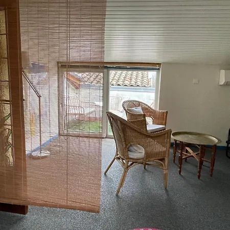 Apartment Logement Familial Etage Privatif
